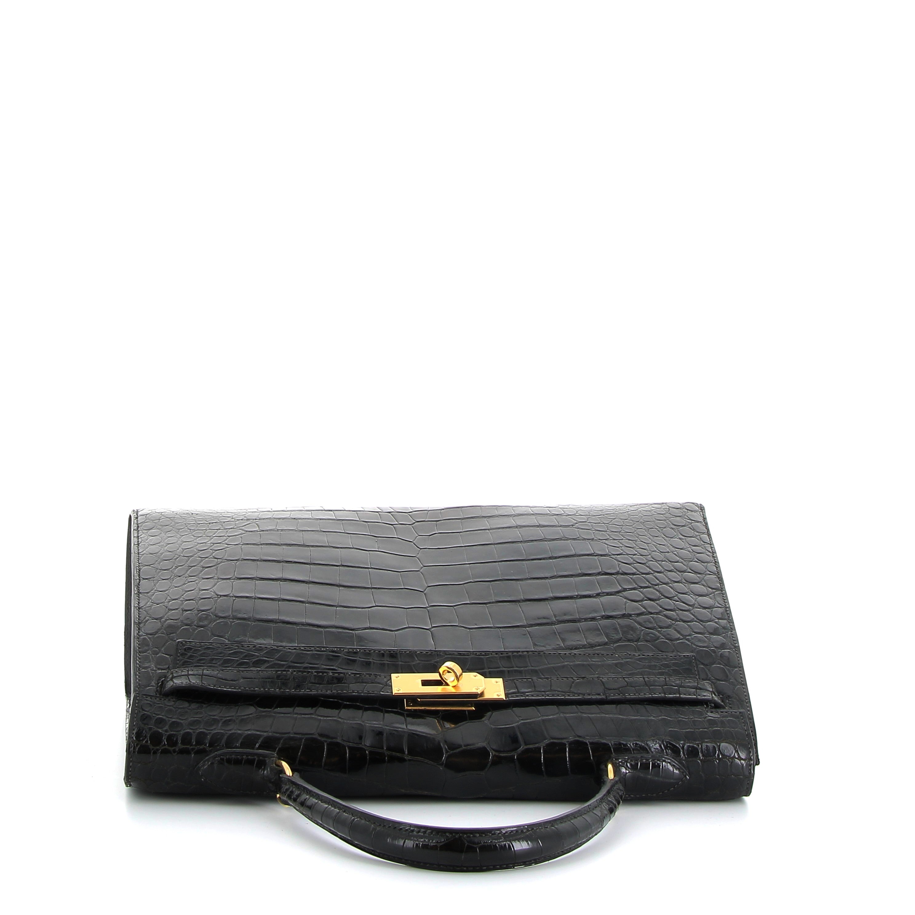 Hermès Kelly 35cm in Black Crocodile Porosus