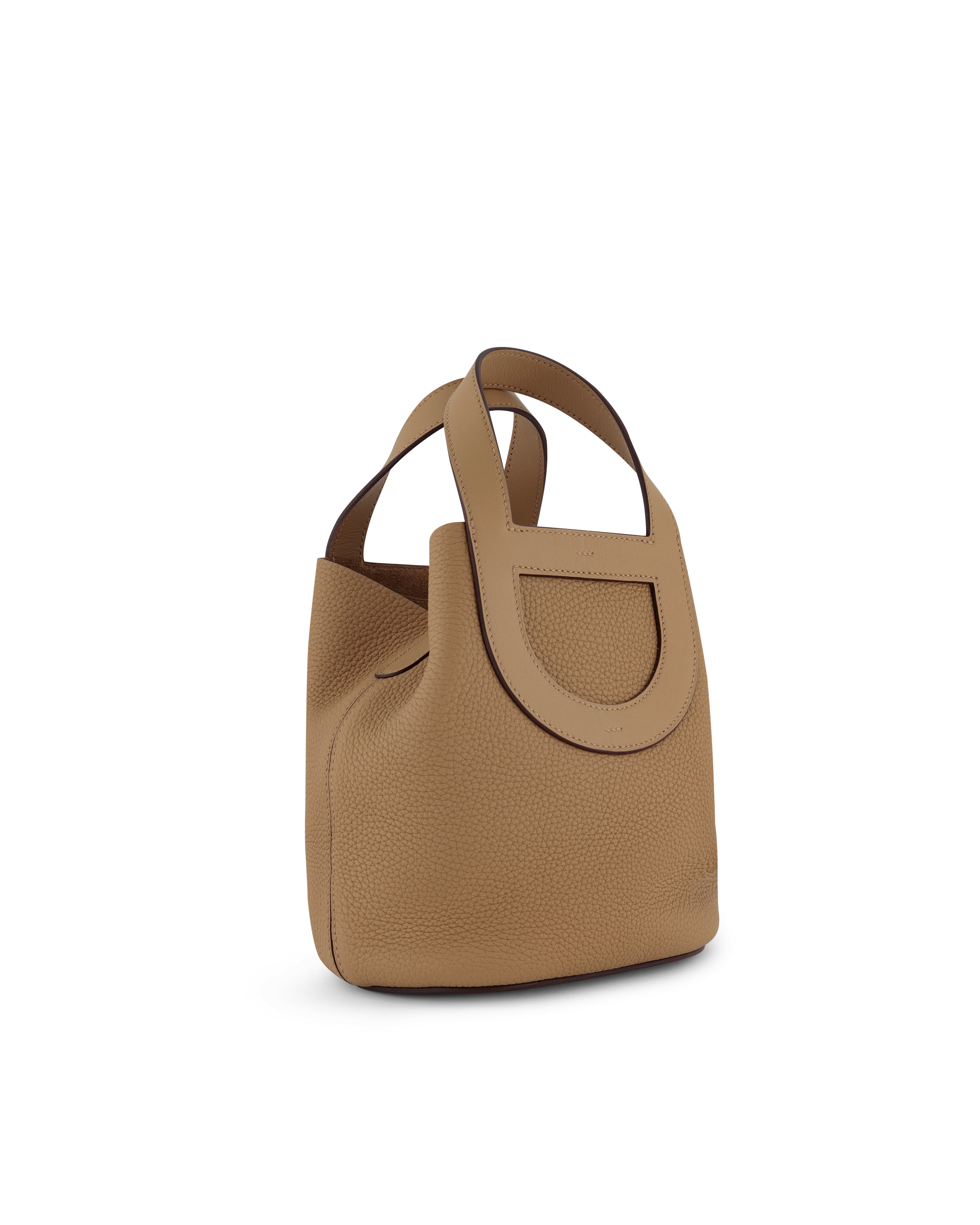 Hermès In-the-Loop Bag in Beige Marfa Taurillon Clémence with Gold Hardware