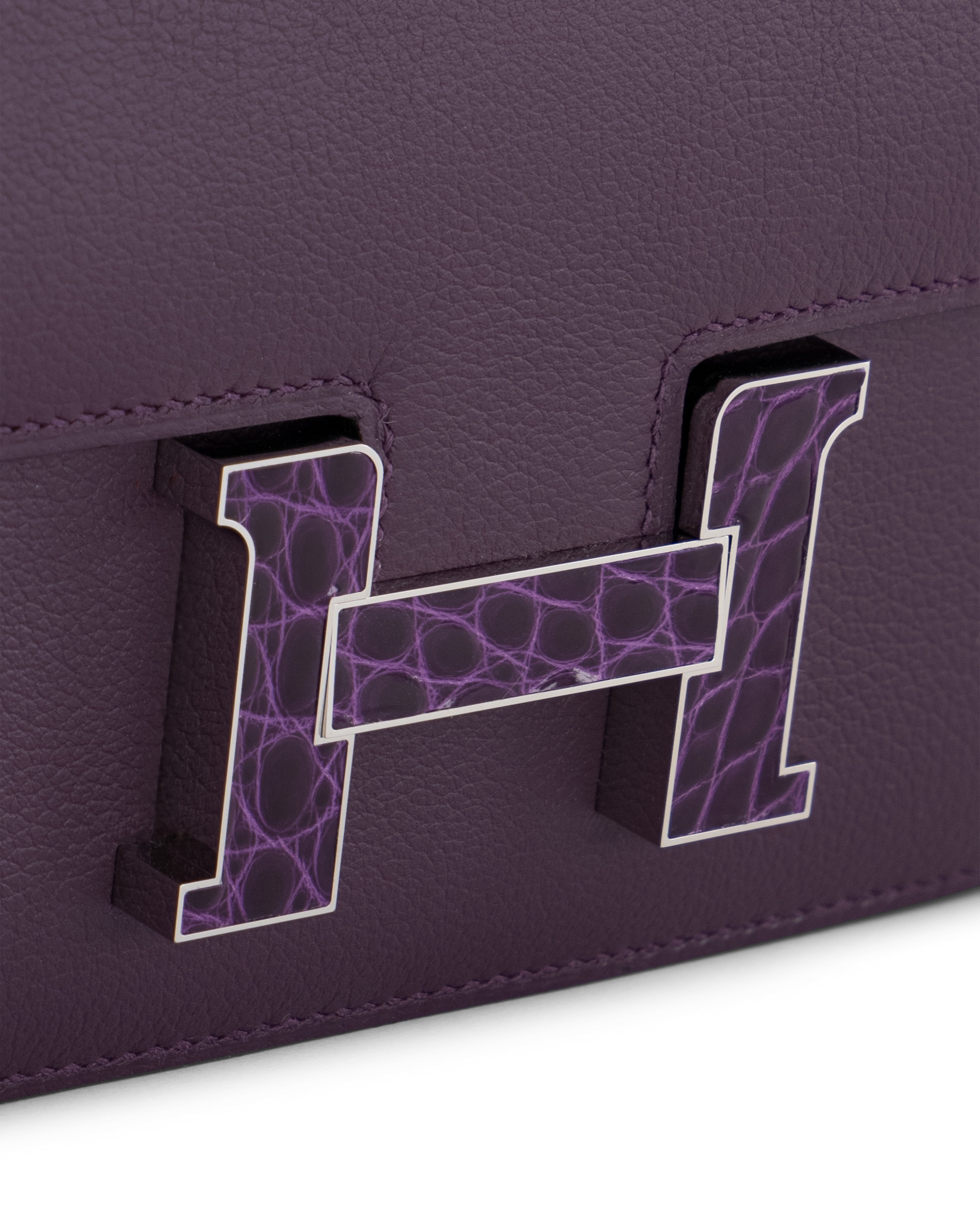 Hermès Constance 18cm in Cassis Evercolor & Alligator Missisipiensis with Palladium Hardware