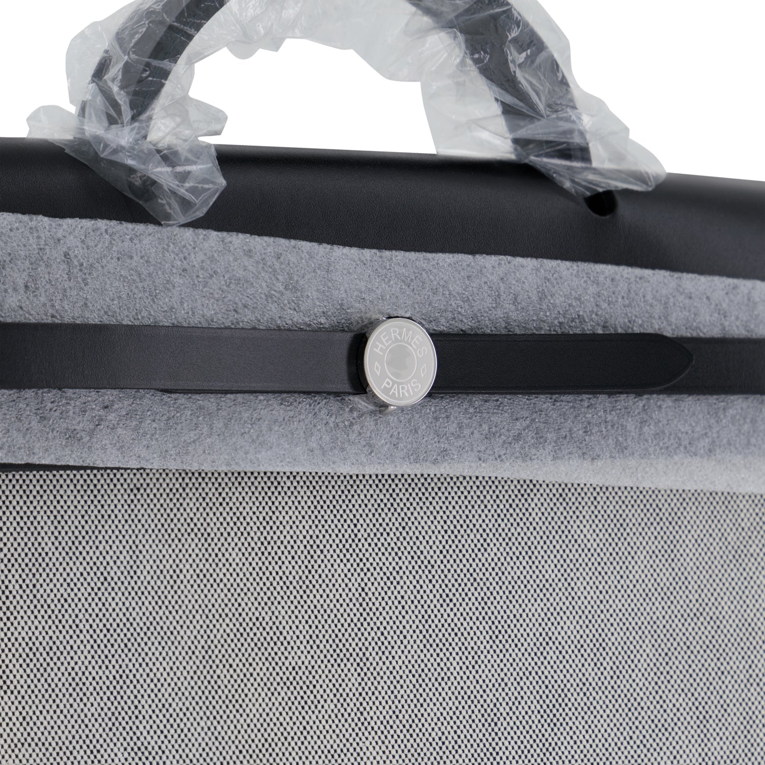 HERMES Herbag Messenger 39 Noir Vachehunter & Ecru Toile Palladium hardware