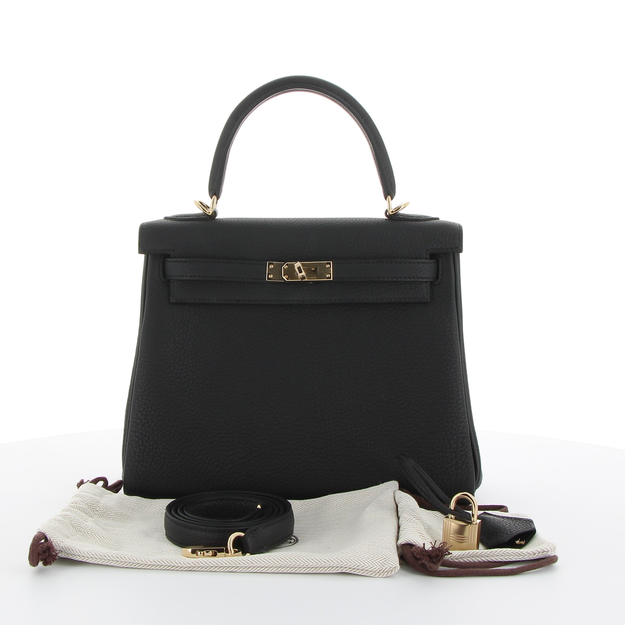 Hermès Kelly 25cm in Black Togo with Champagne Hardware