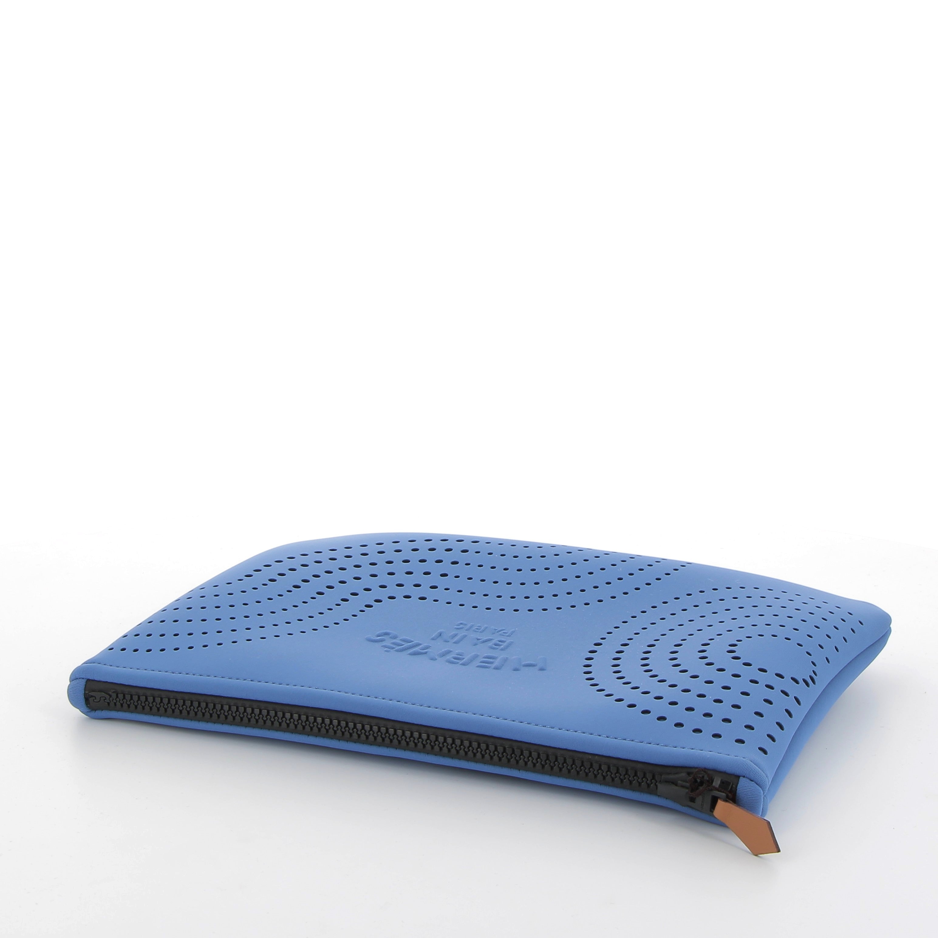 Hermès Neobain  Zen au Soleil Vanity Case in Bleu Nottingham, Medium Model