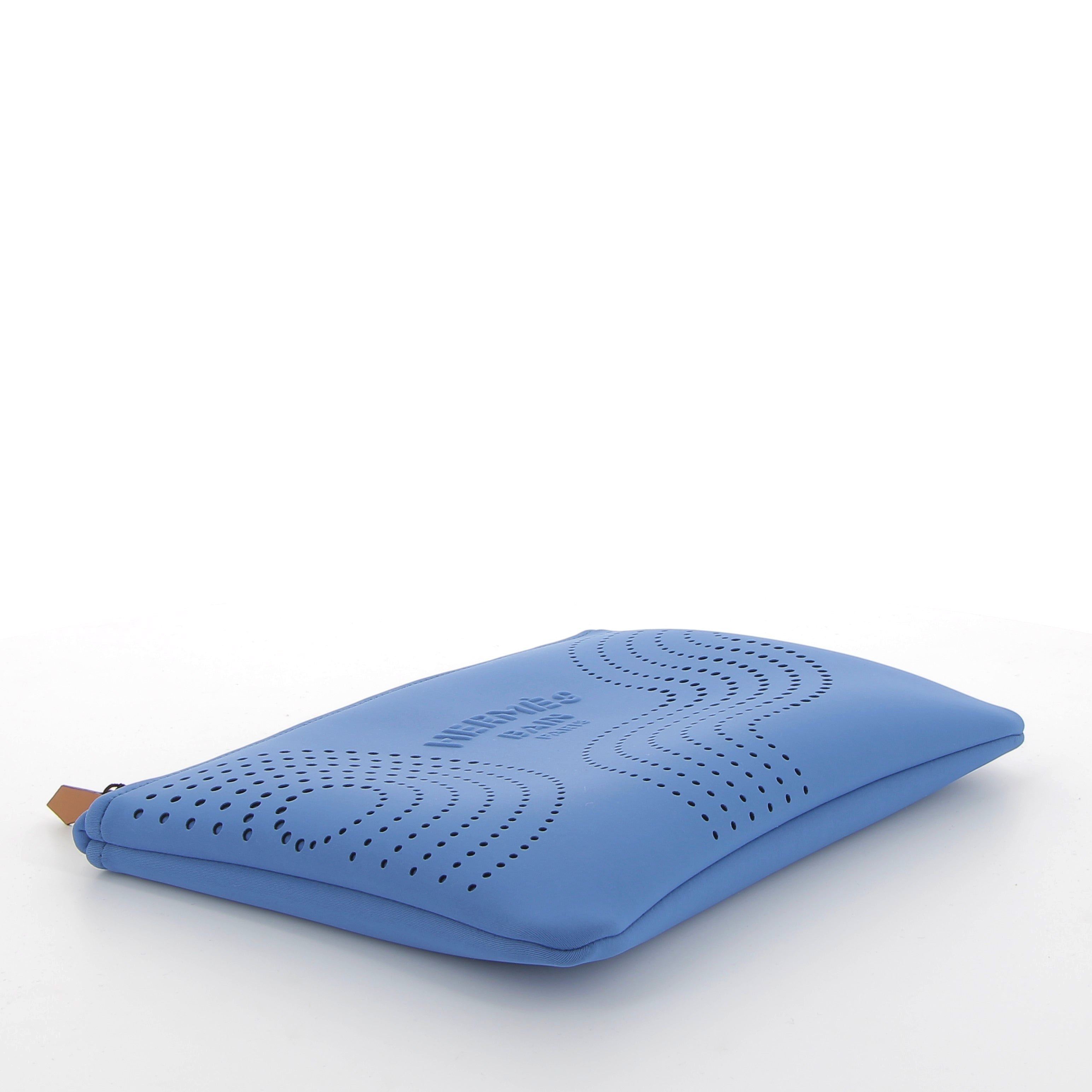 Hermès Neobain  Zen au Soleil Vanity Case in Bleu Nottingham, Medium Model