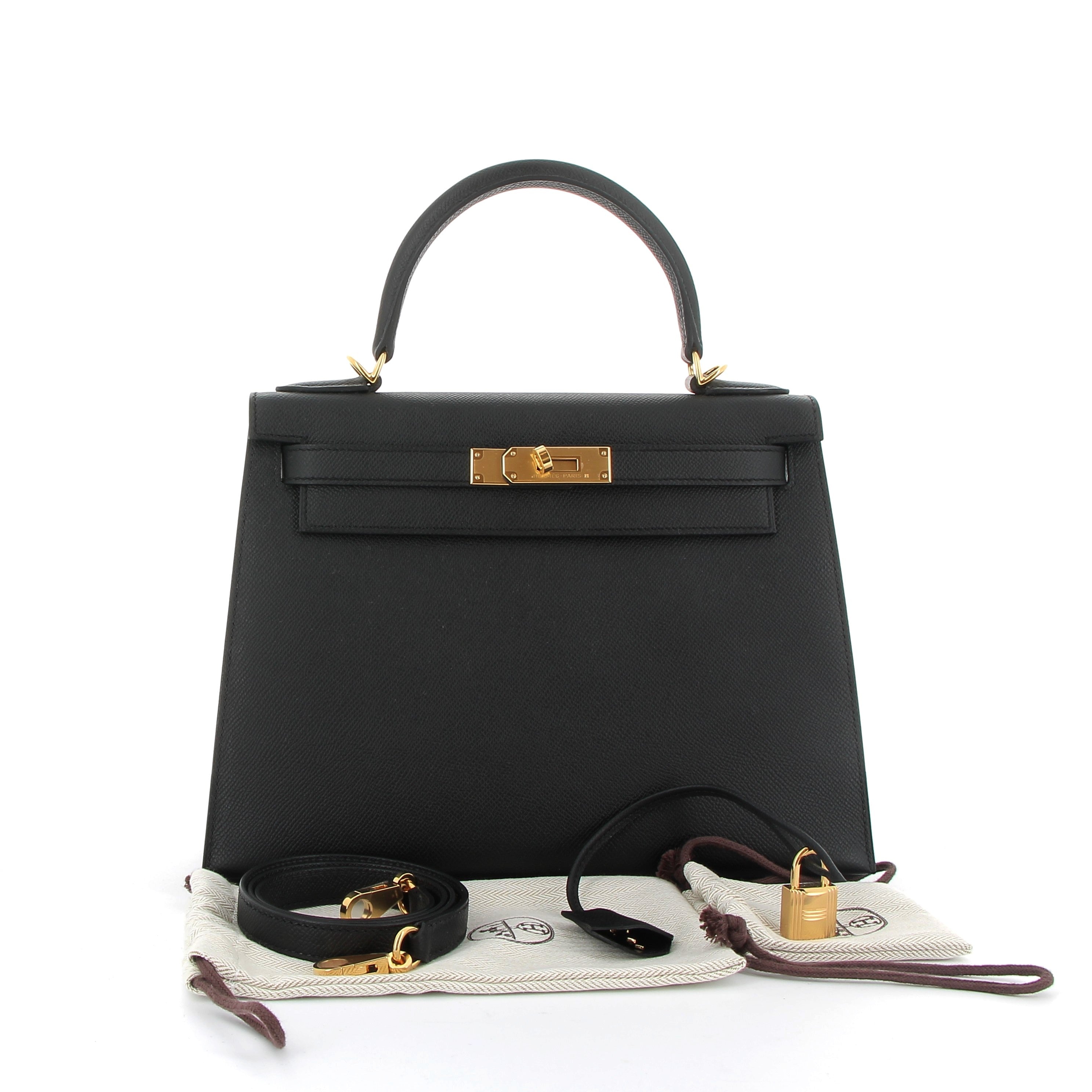 HERMÈS Kelly 32 Noir Epsom Gold Hardware