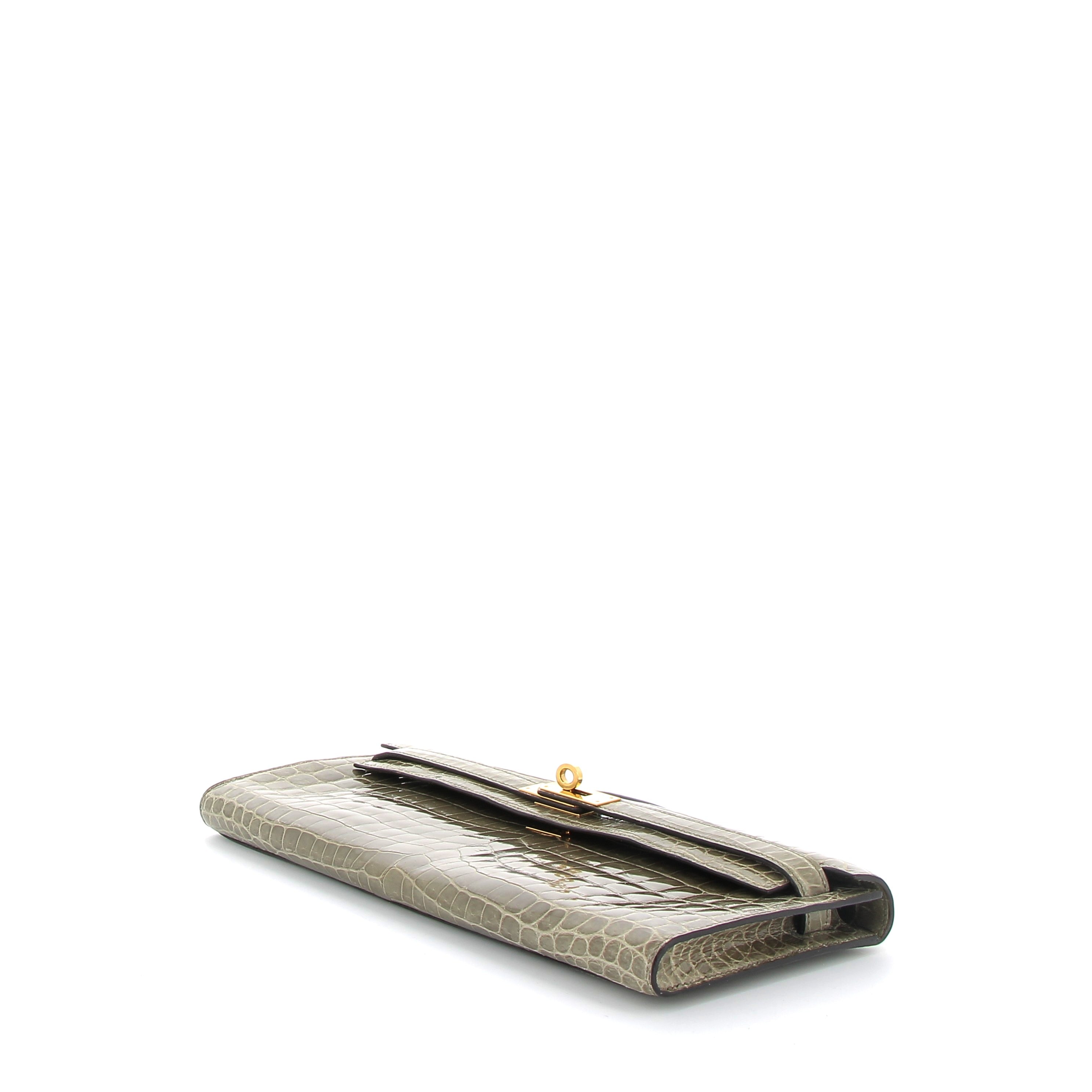 Hermès Kelly Cut in Crocodile Gris Tourterelle with Gold Hardware