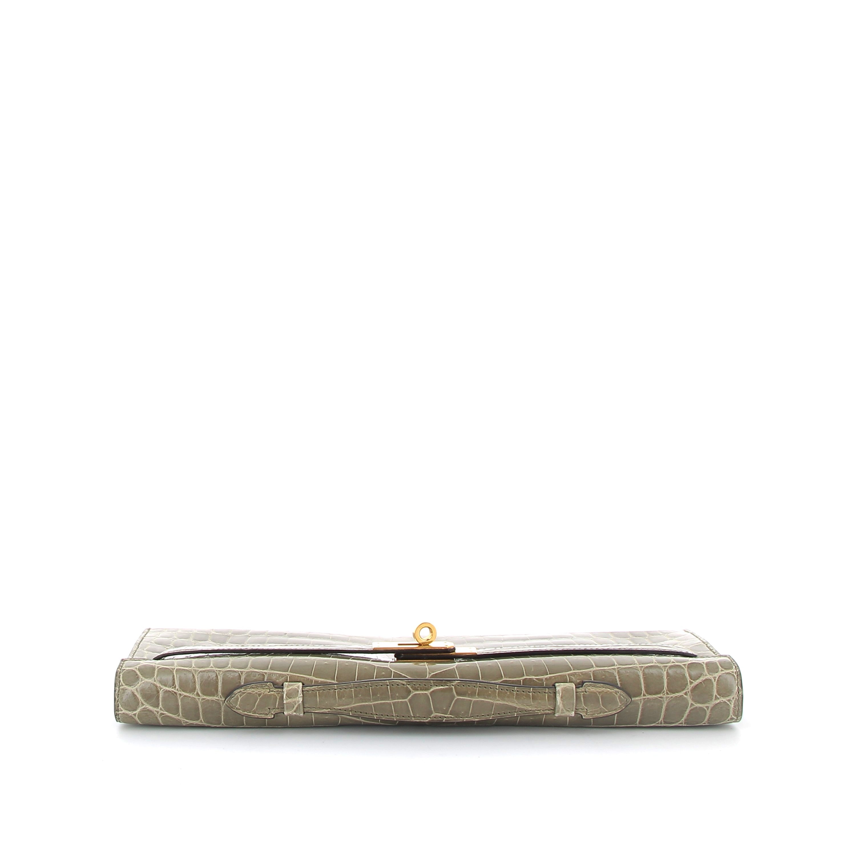 Hermès Kelly Cut in Crocodile Gris Tourterelle with Gold Hardware