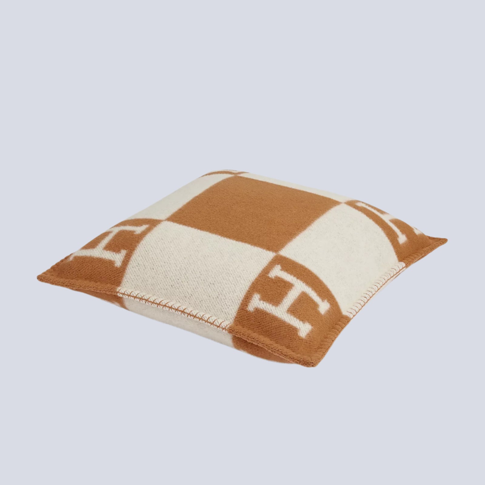Hermès Pillow in Avalon Ecru/Camel