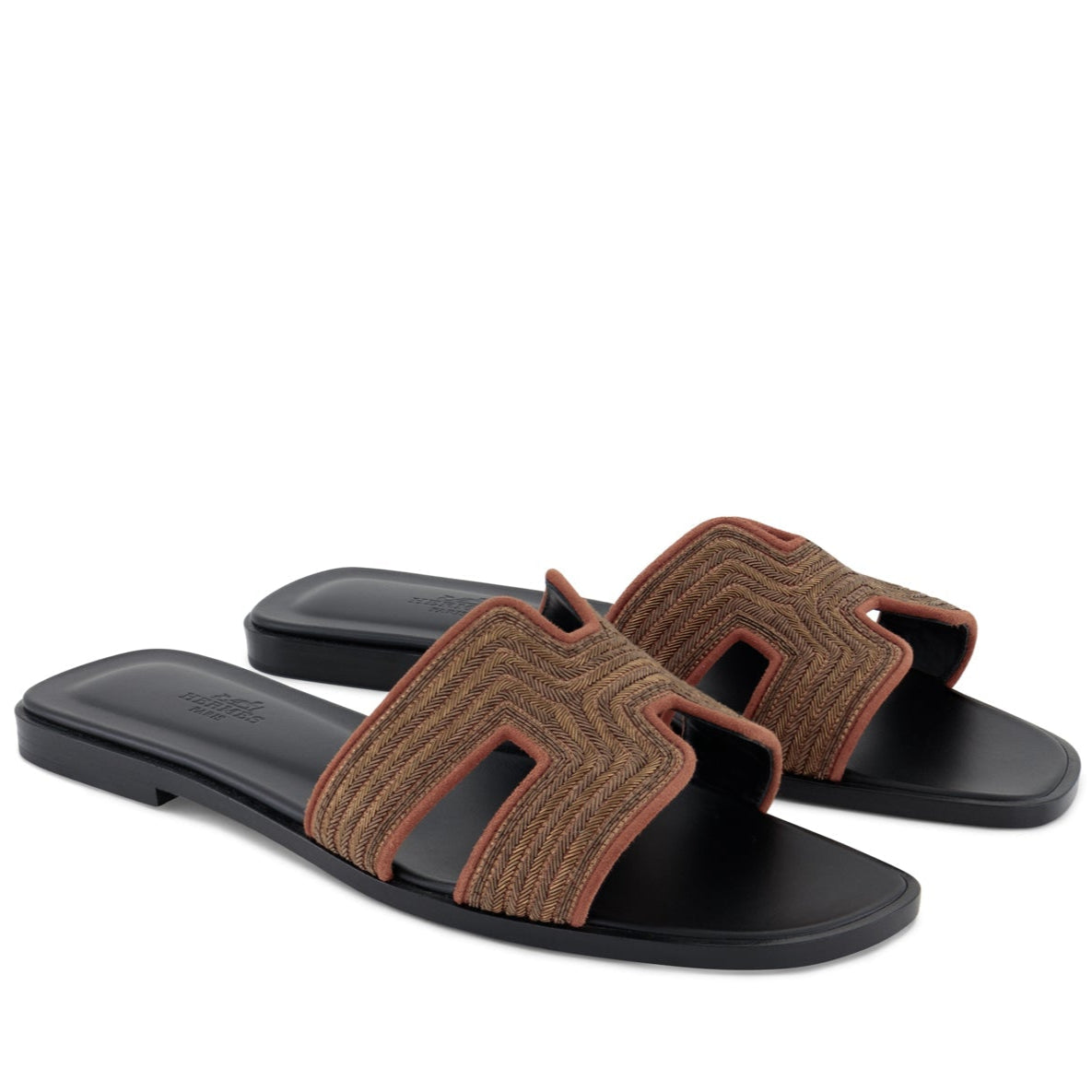 HERMÈS Oran Dabka Rouge De Turin Chèvre leather