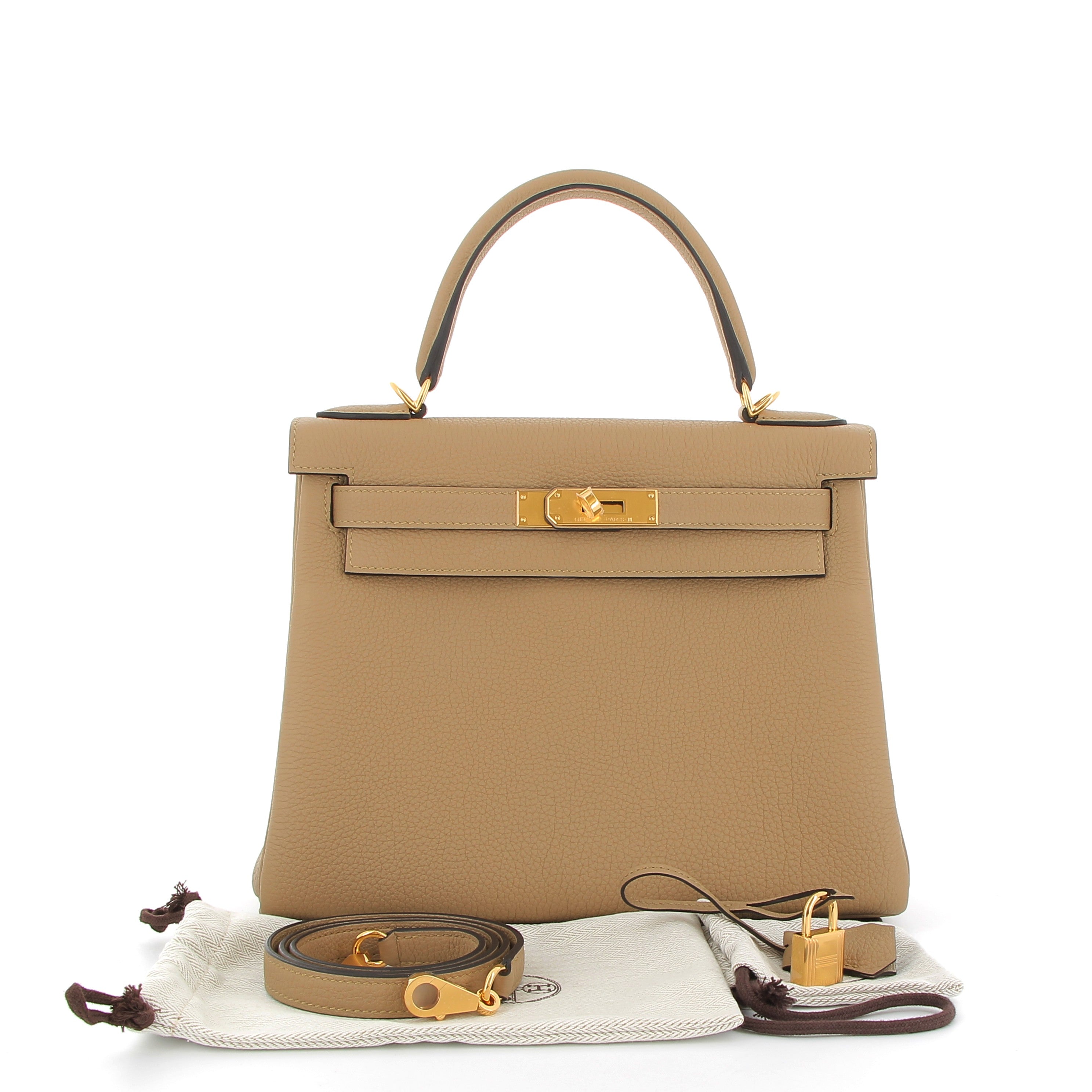 HERMÈS Kelly 28 Poussière Togo leather Yellow Gold hardware