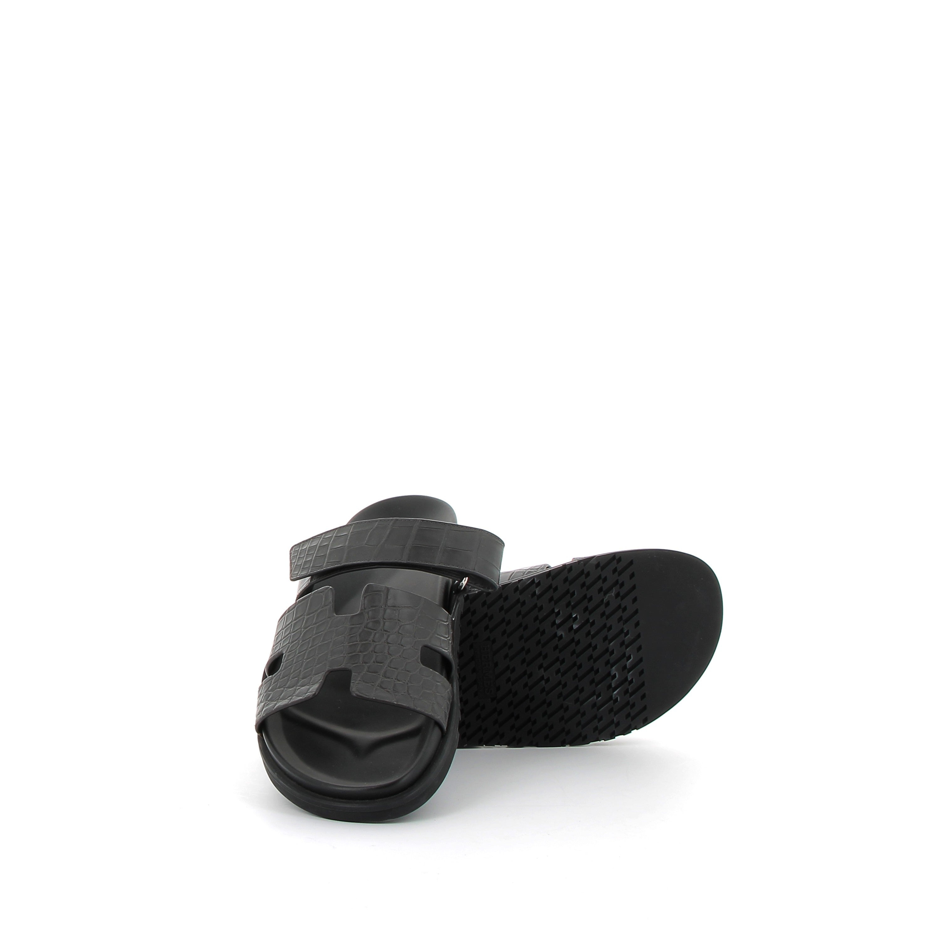 HERMÈS Chypre Sandals Crocodile Graphite Black