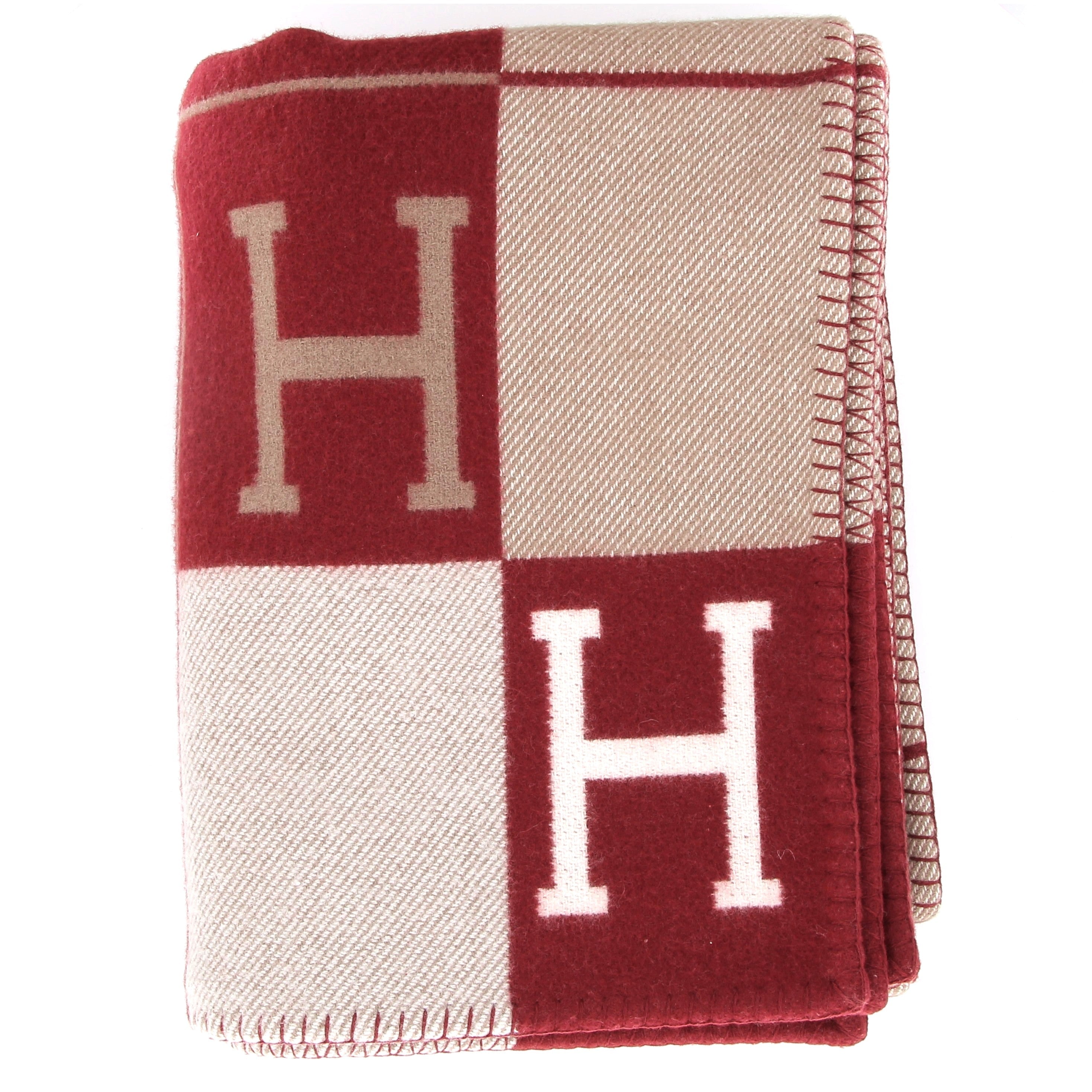 HERMÈS Avalon III Throw Blanket Ecru / Rouge H
