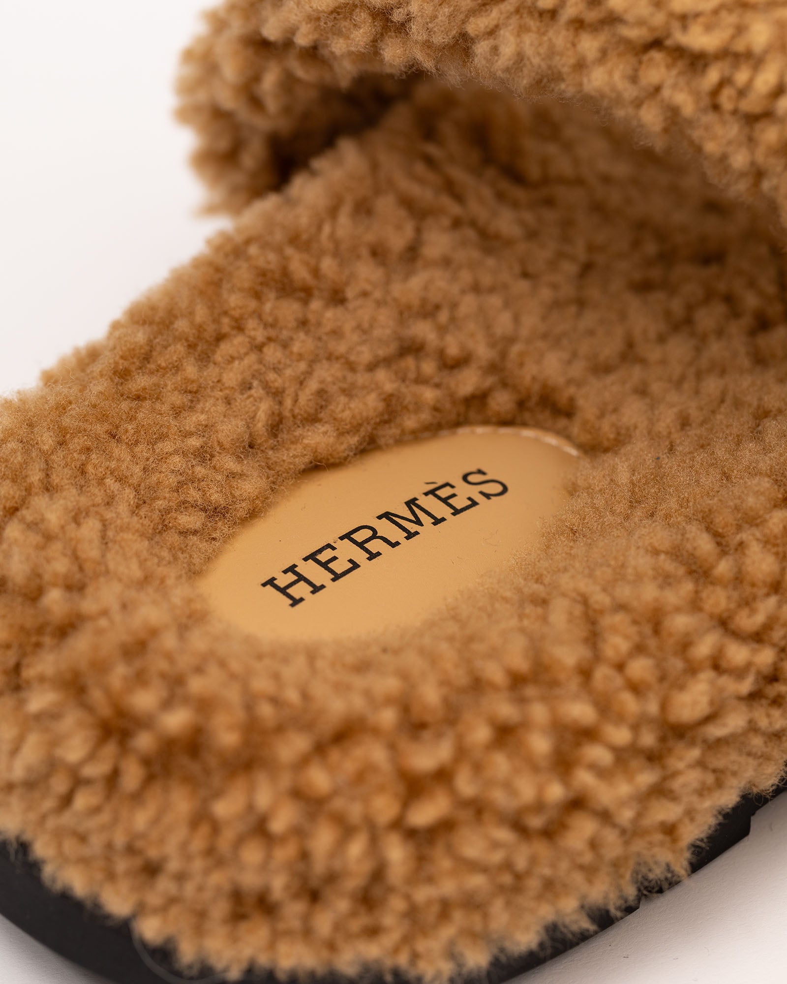 HERMES Chypre Sandals in Brown Shearling