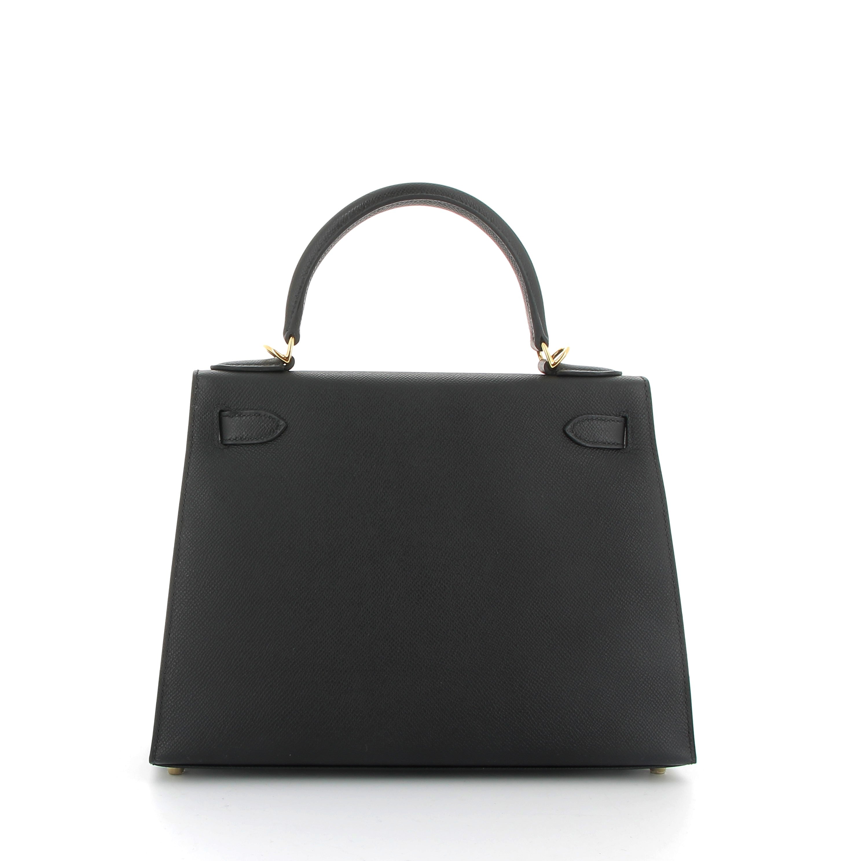 HERMÈS Kelly 32 Noir Epsom Gold Hardware